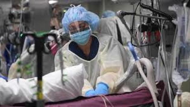 Speranza convoca il Cts: riunione nel pomeriggio per analizzare le possibili nuove misure