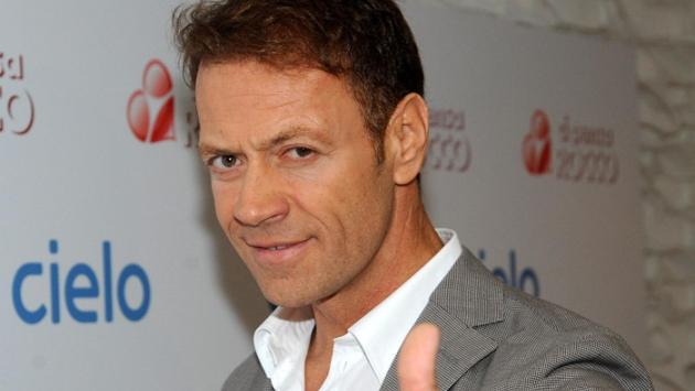Rocco Siffredi, focolaio in casa (7 persone): "Attenti ai test rapidi"