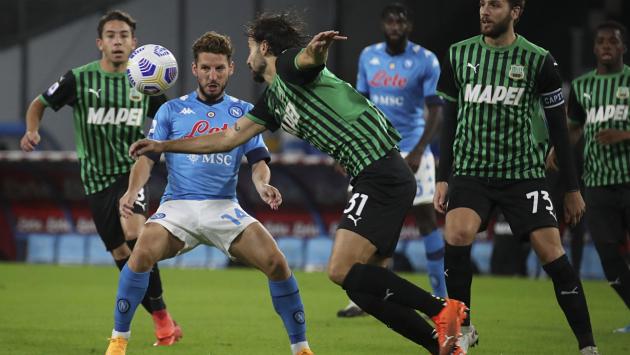 Genoa-Samp 1-1. Prosegue il buon momento della Roma: 2-0 alla Fiorentina. Sassuolo, che vittoria a Napoli: 2-0