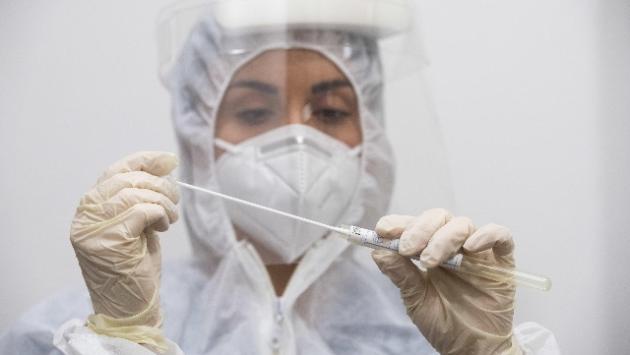 Reggiana, dodici giocatori ancora positivi al coronavirus