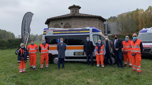 Dal Consorzio del Parmigiano Reggiano un'ambulanza all'Assistenza Pubblica 