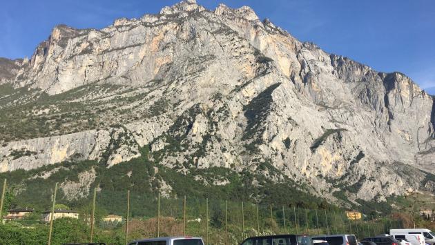 32enne muore precipitando da una parete rocciosa in Trentino: si era laureata in Medicina a Parma