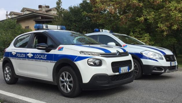 Multa di 400 euro per assembramento a 10 giovani tra Mezzano e San Polo. Attività sospesa in un bar a Colorno