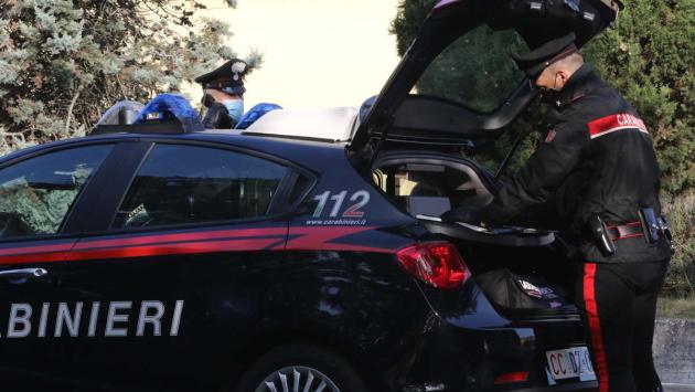 Da Parma alla campagna di Felino per un picnic: multa di 400 euro per 13 giovani