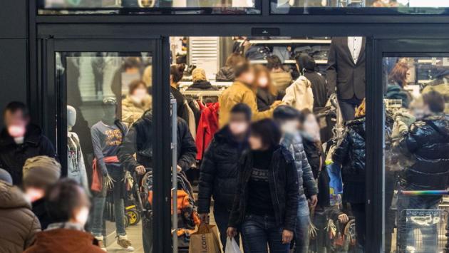 Confesercenti ricorre al Tar per i centri commerciali: "No allo stop nei weekend"
