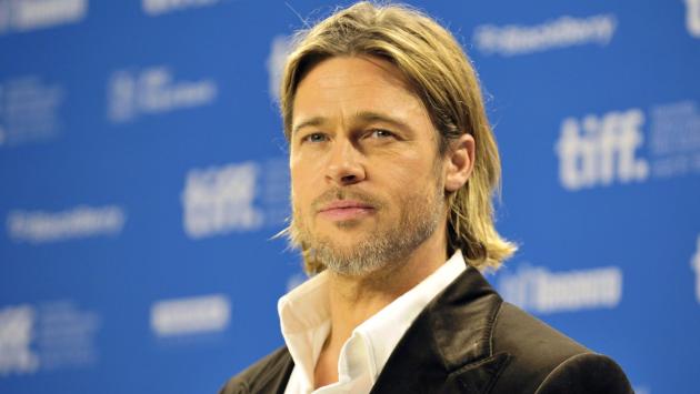 Brad Pitt distribuisce la spesa alle famiglie in difficoltà
