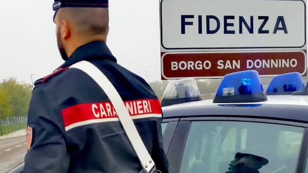 Dopo quattro furti in abitazione a Fidenza, con manovre folli i ladri sfuggono all'inseguimento