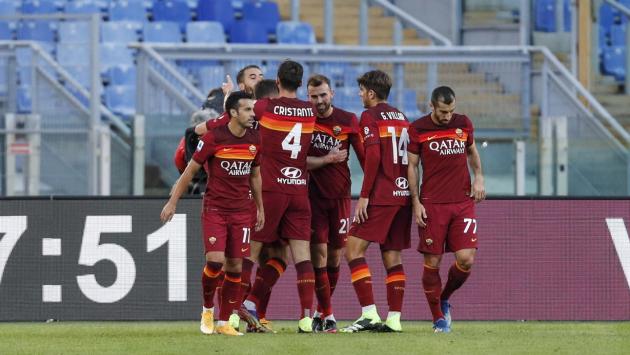 Il Parma prende tre gol all'Olimpico, la Roma passeggia. Infortunio muscolare per Pezzella