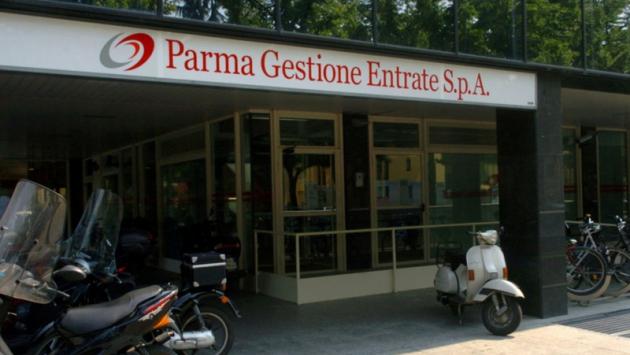 «Ho pagato la multa, ma il fermo è rimasto»