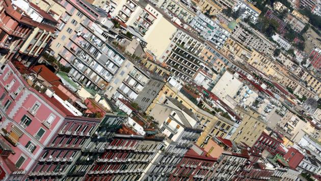 Come considerare i balconi in aggetto
