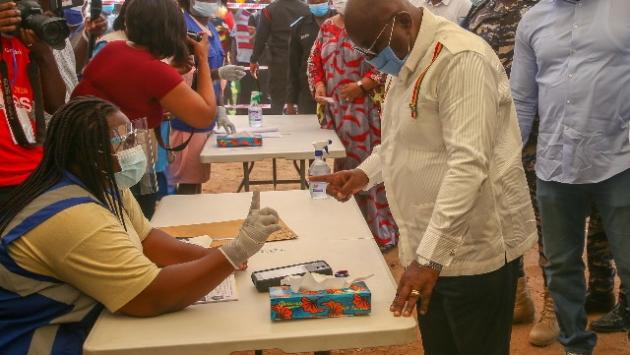Ghana: presidente rieletto con il 51% dei voti