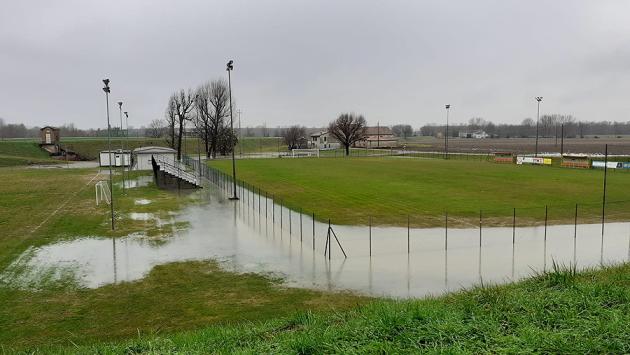 Allagato il campo sportivo di Zibello