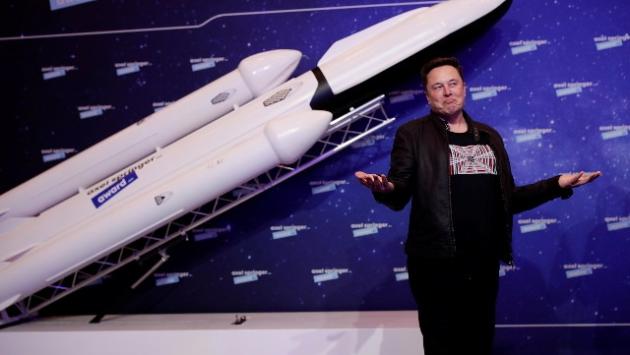 Il razzo di Elon Musk si schianta all'atterraggio