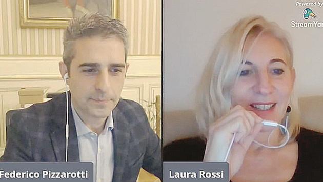 Pizzarotti: «Per il 31 niente eventi in piazza, festeggeremo insieme online»
