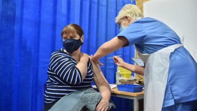 Covid: Canada, risarcimenti in caso reazioni gravi a vaccini