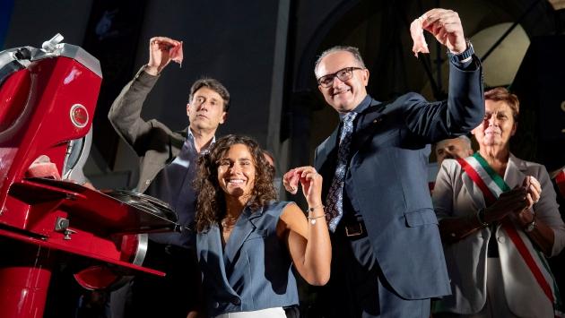 Langhirano, al via il Festival del Prosciutto di Parma. «Eccellenza mondiale»