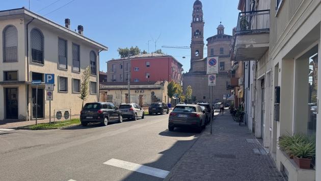 Agenzia immobiliare svaligiata in pieno giorno