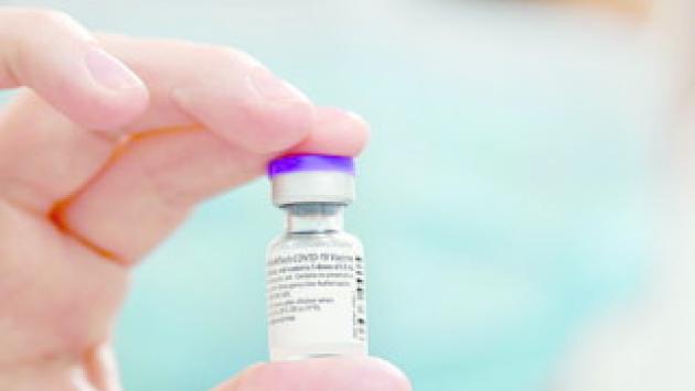 Tutte le domande sulla vaccinazione anti COVID-19: ecco "il bugiardino" dell'Aifa