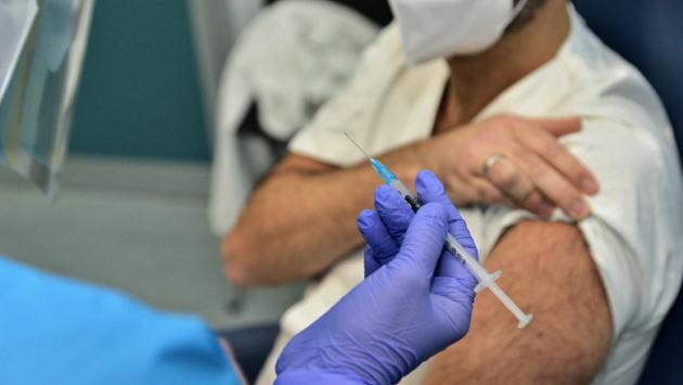 Over 80 e persone fragili, appello dell'Ausl: "Fate la quarta dose"