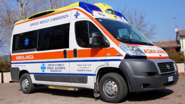 19enne si presenta nella sede della Pubblica con gravissime ustioni sul corpo e in faccia: trasportato al Maggiore