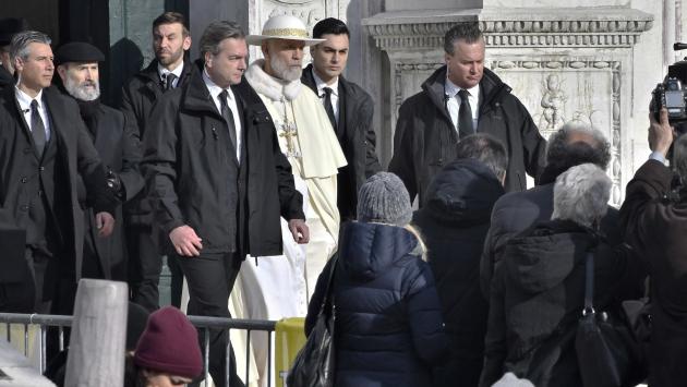 The New Pope: Paolo Sorrentino gira la "scena madre" sul Canal Grande 