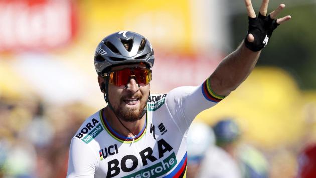 Un suv investe tre ciclisti professionisti della squdra di Sagan