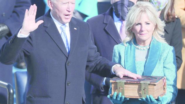 Biden chiede unità ma non fa sconti