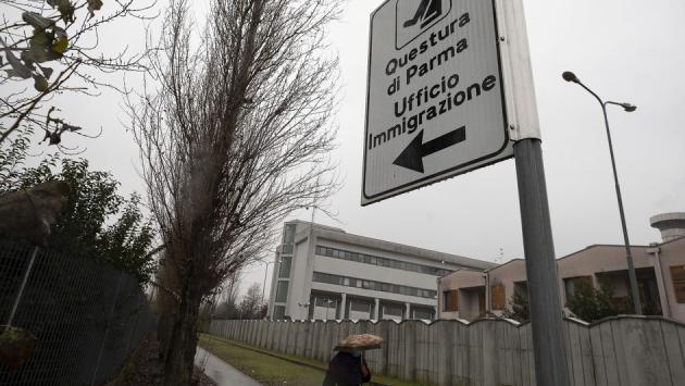 Permessi facili, il gip: «Favorite anche persone che non avevano i requisiti»
