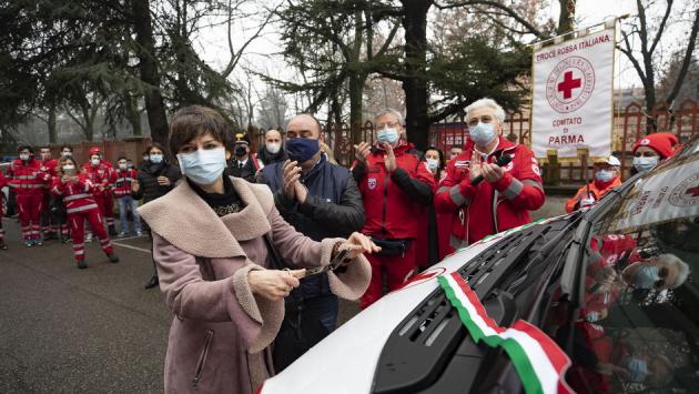 Il ricordo dei coniugi Marella sarà tenuto vivo da un'ambulanza