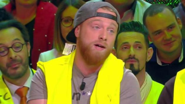 Il leader dei gilet gialli pensa alla richiesta di asilo politico all'estero 