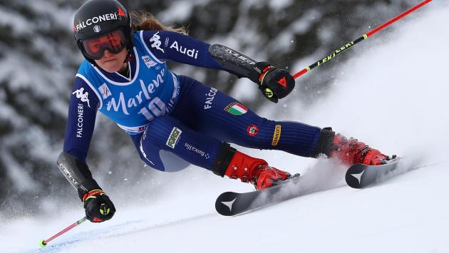 Frattura della tibia: la Goggia salta i mondiali di Cortina