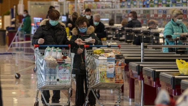 Alimentari, prezzi in rialzo ovunque tranne a Parma