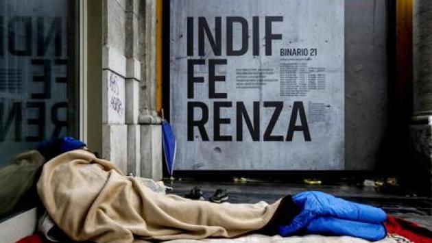 Clochard morto a Milano, aveva 100mila euro in banca e titoli