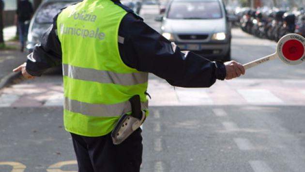 Bollino rosso ARPAE: scattano le misure emergenziali per la qualità dell’aria da domani e fino a lunedì 14 novembre compreso con lo stop ai diesel Euro 4. Domenica ecologica il 13 novembre