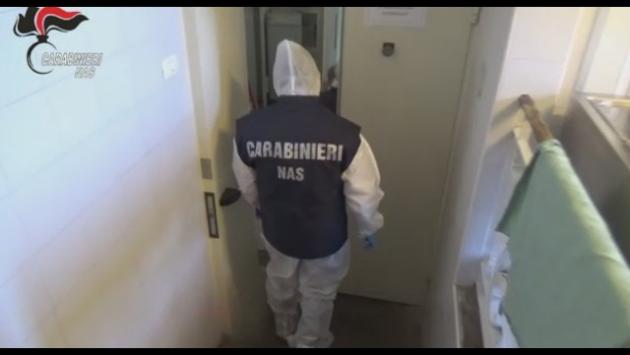 Covid, altri 14.300 farmaci cinesi illegali venduti sottobanco. Sequestri in 6 città, tra cui Parma
