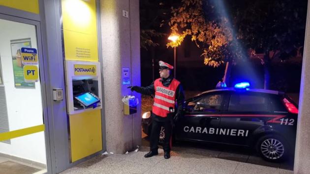 Assalto al bancoposta: ma il colpo fallisce