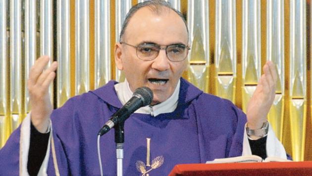 Don Bruno Folezzani, 50 anni nella parrocchia nata senza chiesa