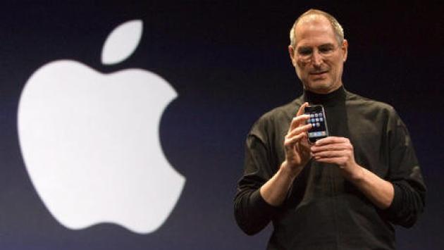 All'asta la domanda di lavoro di Steve Jobs a 18 anni
