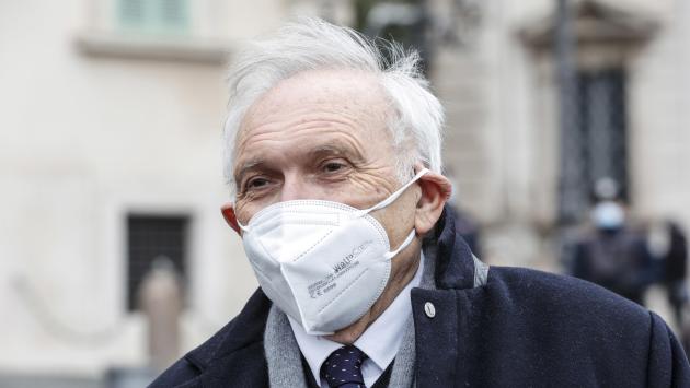 Scuola, Bianchi: «Vaccinare insegnanti e personale scolastico è una priorità. La maturità? Non voglio sentir parlare di tesina»