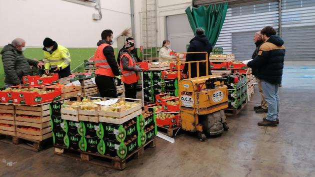 Cal, frutta e verdura a chi ha bisogno: una sfida per il futuro