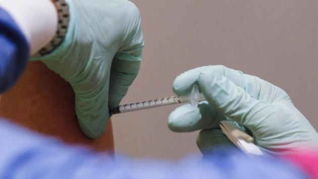 Vaccini over 75, a Parma in poche ore 6.850 prenotazioni