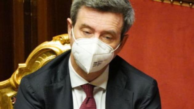 Orlando "Stop licenziamenti fino a ottobre per chi non ha cig"