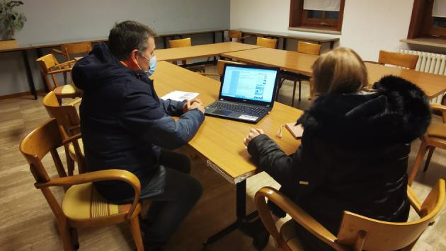 Le insidie della Dad e quell'aiuto per genitori poco hi-tech