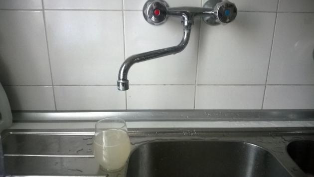 Condotta dell'acqua danneggiata, via dei Mille-via Spezia senz'acqua per ore
