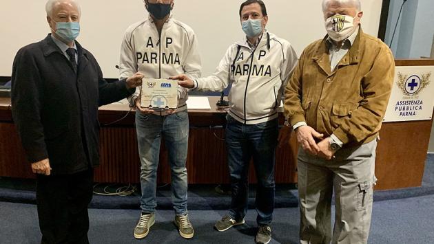 Pubblica e Avis insieme per dire grazie a Lucarelli