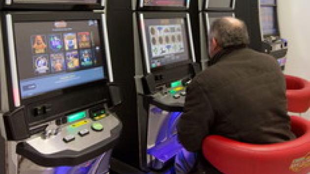 Oltre 11 milioni di euro spesi in slot machine