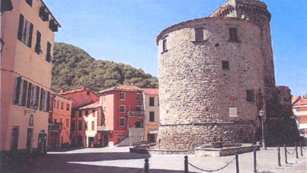 False residenze in Liguria per non pagare le tasse, 80 denunciati anche in Emilia