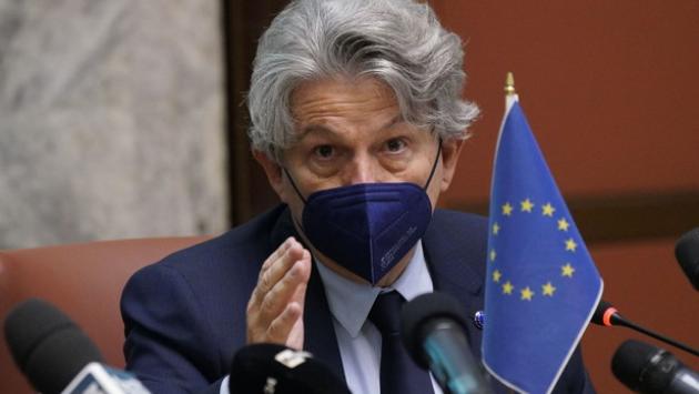 Breton: "A rischio il rinnovo del contratto Ue con AstraZeneca"