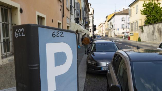 Righe blu, mezz'ora gratis per lo shopping