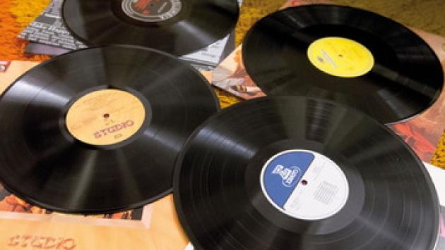 Dopo 30 anni le vendite di vinili in Italia superano quelle dei Cd 